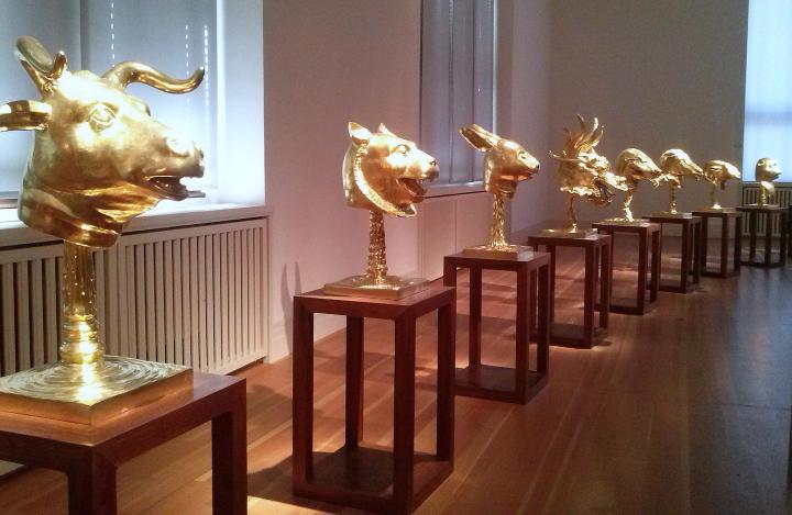 The 12 Chinese zodiacs in Gold